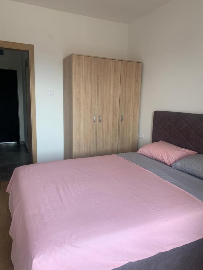 Apartment 45M2 Podgorica Exteriör bild